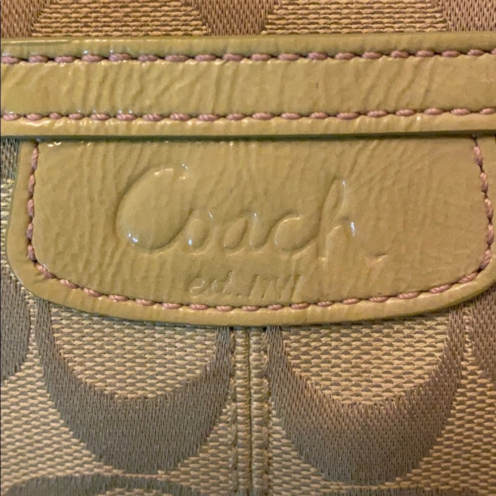 Coach Crossbody Apple Green Gem